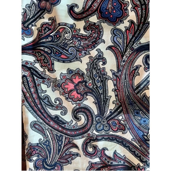 Ann Taylor skirt size 10 paisley print - Picture 7 of 14